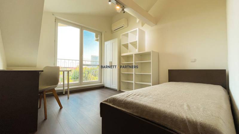 DESIGN EXCELLENT HOUSING: FOUR-ROOM MAISONETTE FOR RENT